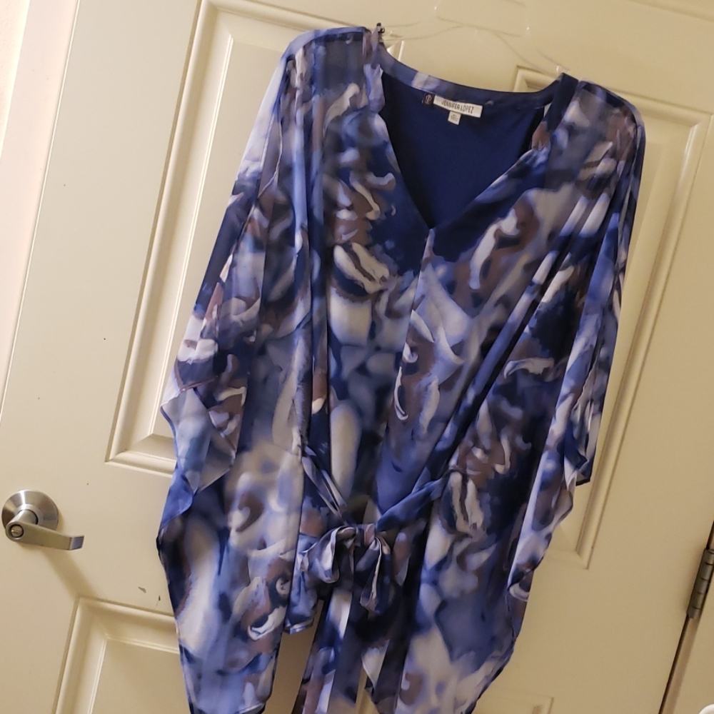 Jennifer Lopez Blouse (NWOT)